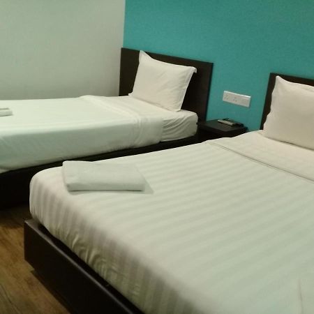 Clover Hotel Іпох Екстер'єр фото